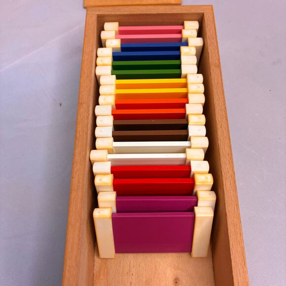 Nienhuis Montessori Second Box of Color Tablets Tertiary Wood Incomplete Age 3+ - Picture 4 of 9